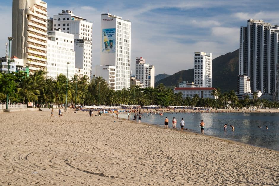 Cam Ranh Airport (CXR) to Nha Trang and the Resorts: How to Get Around